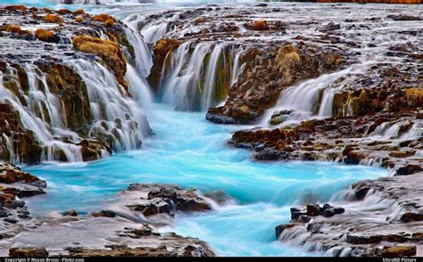  Das Ukpokiti-Wasserfall: Ein tosender Naturspektakel am Rande der nigerianischen Wildnis!