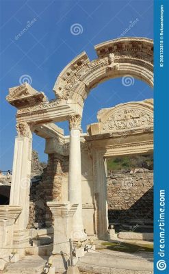 Der Efesische Tempel: Ein monumentales Meisterwerk der antiken Architektur!